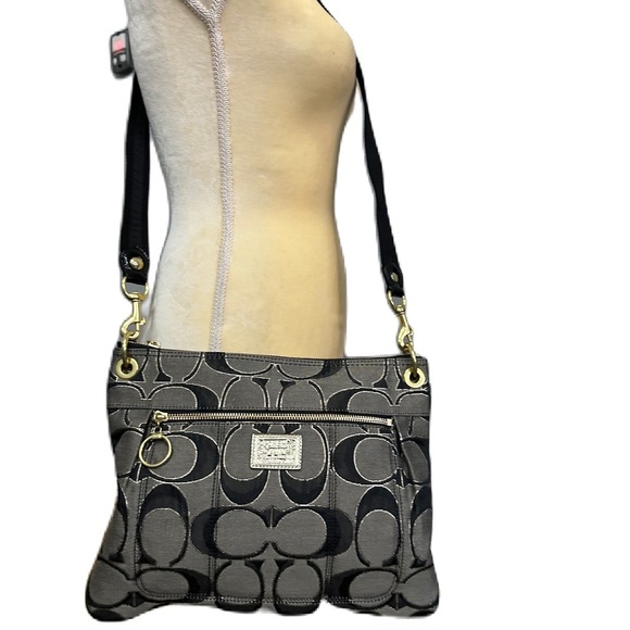 Coach Handbags - Coach Poppy Crossbody In Signature Canvas